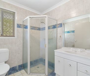Spacious Family Living in a quiet Location - Photo 6