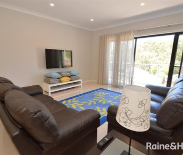 Modern Rooming House - 1 Room Available Now - Photo 2