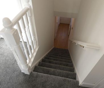 3 bedroom semi-detached house to rent - Photo 2