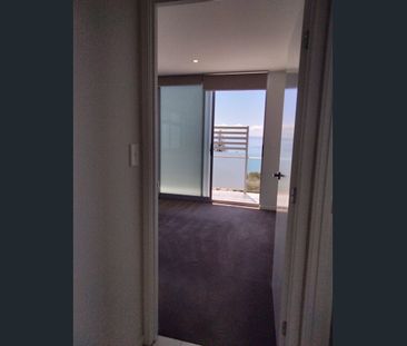 Ocean View Top Floor - Photo 1