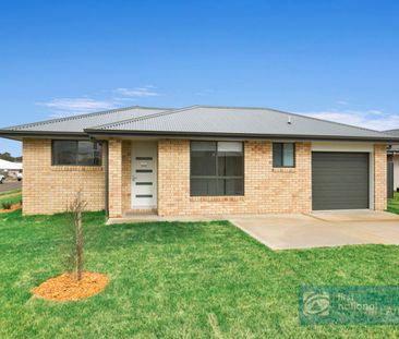 FOOTHILLS ESTATE DUPLEX!!! - Photo 4