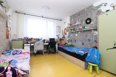 Nabízíme k pronájmu byt 3+1 ve vyhledávané lokalitě Jihlavy, ulice Březinova - Photo 5