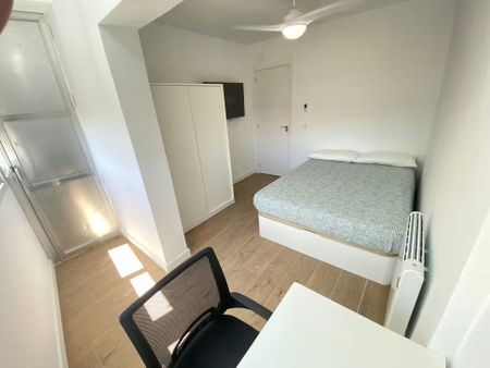 Calle de Orio, Madrid, Community of Madrid 28041 - Photo 4