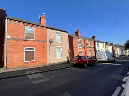2 bedroom semi-detached house to rent - Photo 4