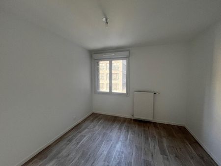 location Appartement T3 DE 60.7m² À BOBIGNY - Photo 2