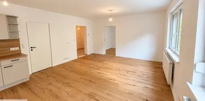 Frisch renoviert & hofseitig ruhig | 2-Zimmer-Wohnung in Gersthof - Photo 2