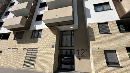 Moderne 2 Zi -Wohnung mit großzügiger Loggia - nahe Milleniumcity (provisionsfrei!) - Photo 2