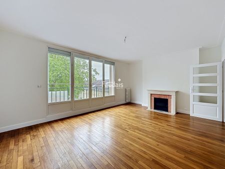 Location Appartement 4 pièces 90m² ST LO 50000 - Photo 2