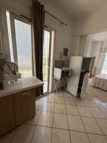 Studio/Γκαρσονιέρα για ενοικίαση Κέντρο (Ταύρος) - Photo 3