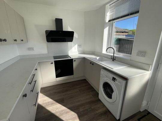 2 bedroom semi-detached house to rent - Photo 1