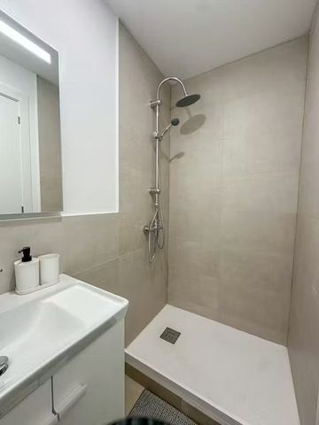 Carrer Trafalgar, Quart de Poblet, Valencian Community 46930 - Photo 5