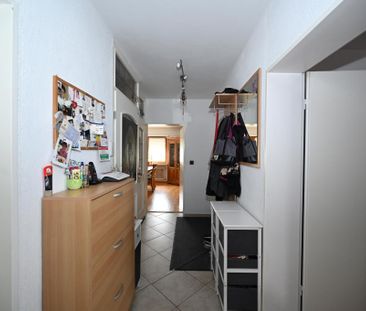 Großzügige 4,5-Zimmer-Wohnung mit 3 Balkonen! Neumarkt - Holzheim - Foto 1