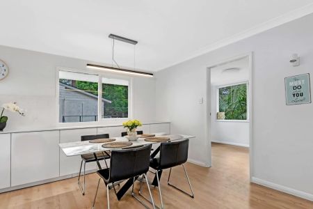 Exceptional family home with pool - Photo 3