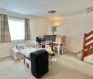 1 bedroom Spacious One Bedroom House to rent - Photo 4