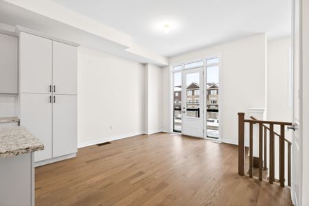 For Lease - 3205 Sixth Line Unit# Unit 1, Oakville, Ontario - Photo 3