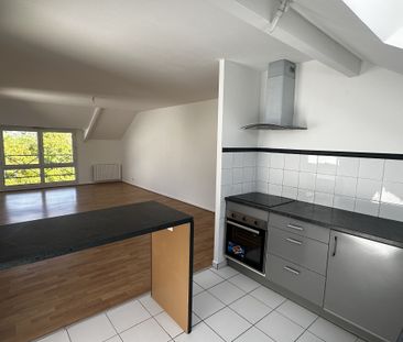 Location Appartement 2 pièces 56m² VAUX LE PENIL 77000 - Photo 2