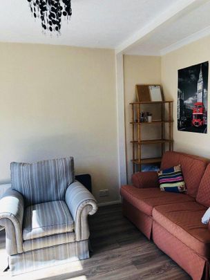 3 bedroom house share to rent - Photo 1