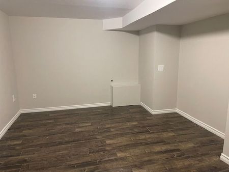 For Lease - 329 Thompson Road, London South, Ontario - Photo 4