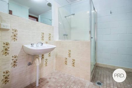 WELL MAINTAINED UNIT - Photo 5