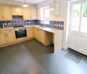 2 bedroom terraced house to rent - Photo 3