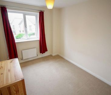 4 Bedroom House - Photo 3