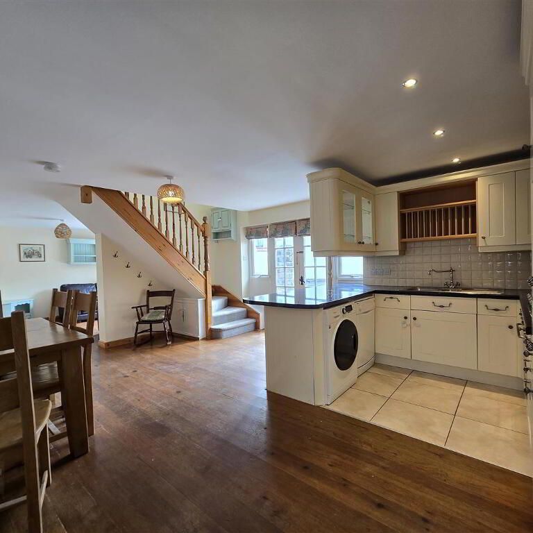 1A Lemonfield Avenue, Holywood, BT18 9NG - Photo 1