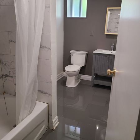 For Lease - 41 Lawnview Drive, Toronto, Ontario - Photo 3