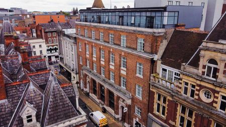 Studio to rent - Photo 5