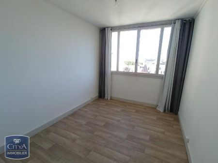Location Appartement 3 pièces 67m² LILLE 59000 - Photo 5