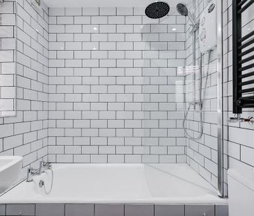 2 bedroom terraced house to rent - Photo 4