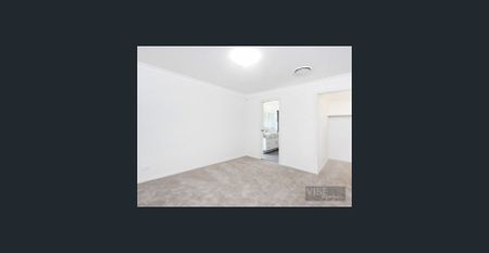 'MODERN FAMILY HOME' - Photo 2