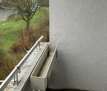 Ihr neues und modernes Zuhause mit sonniger Loggia und Blick ins Grüne - Photo 6