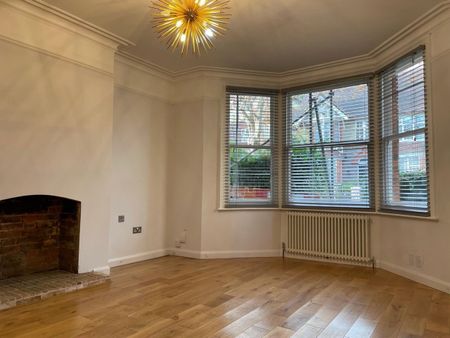 1 Bed Flat, Stately Court, LU3 - Photo 2