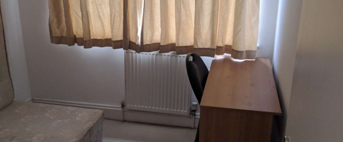 Glebe Crescent Room 1C - Photo 1