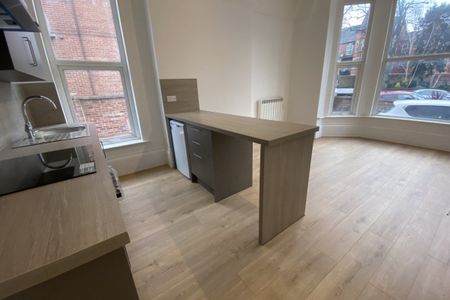 Auckland Road, DONCASTER - Photo 3