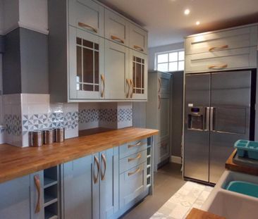 3 bedroom semi-detached house to rent - Photo 1