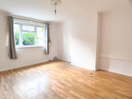 2 bedroom ground floor maisonette to rent - Photo 3