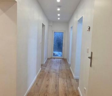 Untergeschosswohnung mit Balkon in Kelkheim (Taunus) - Photo 2