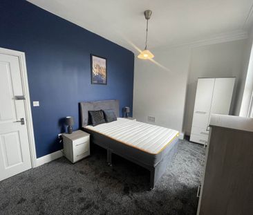 De Lacy Mount (Room 2), Kirkstall, Leeds - Photo 4