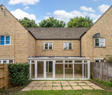 3 bedroom terraced house to rent - Photo 1