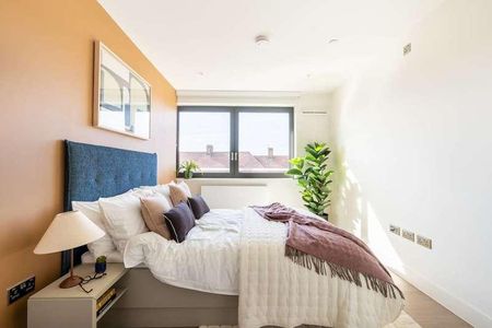 Uncle Wembley, Wembley, HA9 - Photo 3