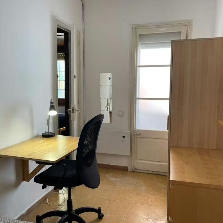 Carrer de Terol, Barcelona, Catalonia 08012 - Photo 1