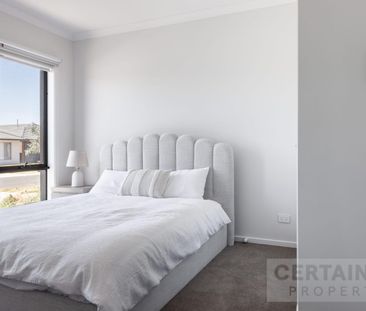 Premium Fully Furnished Co-Living Rooms with Private Bathrooms – Al... - Photo 6