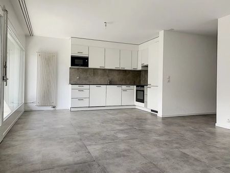 A louer Magnifique 4.5 pièces récemment rénové au centre de Sion - Photo 4
