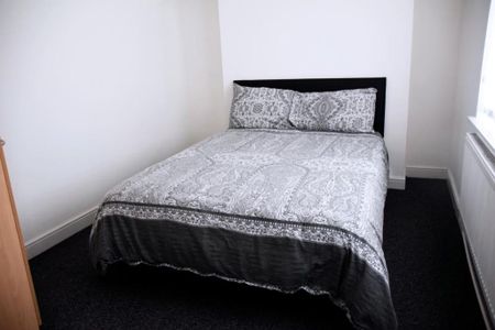 2 Bed Flat, Belgrave Gate, LE1 - Photo 3