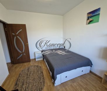 Casa cu 5 camere, garaj si curte in Andrei Muresanu - Photo 6