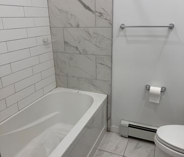 For Lease - 590 MAIN Street Unit# 1A, Hamilton, Ontario - Photo 5