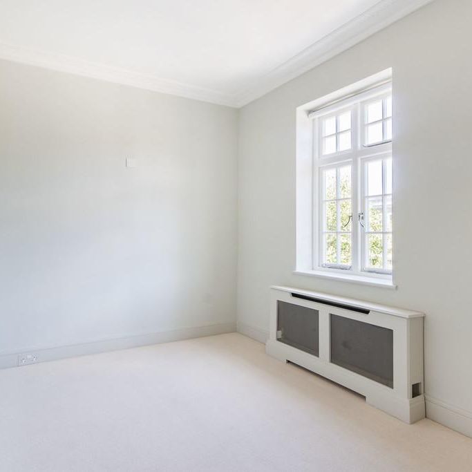 4 bedroom terraced house to rent - Photo 1