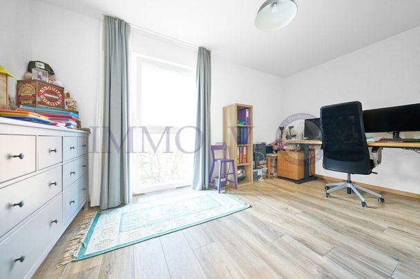 SPACIOUS STANDING WITH HIDDEN AND BALCONY-LOGGIA - Photo 1