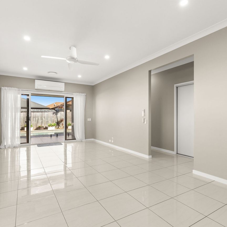 38 Couples Street, North Lakes QLD 4509 - House For Rent | Domain - Photo 1